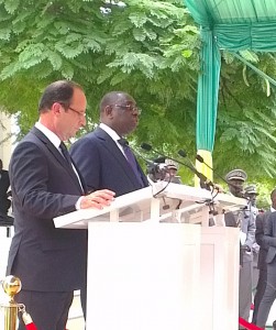 © Crédit Photo KAE - Déplacement octobre 2012 Sénégal - Délégation officielle du Président de la République 